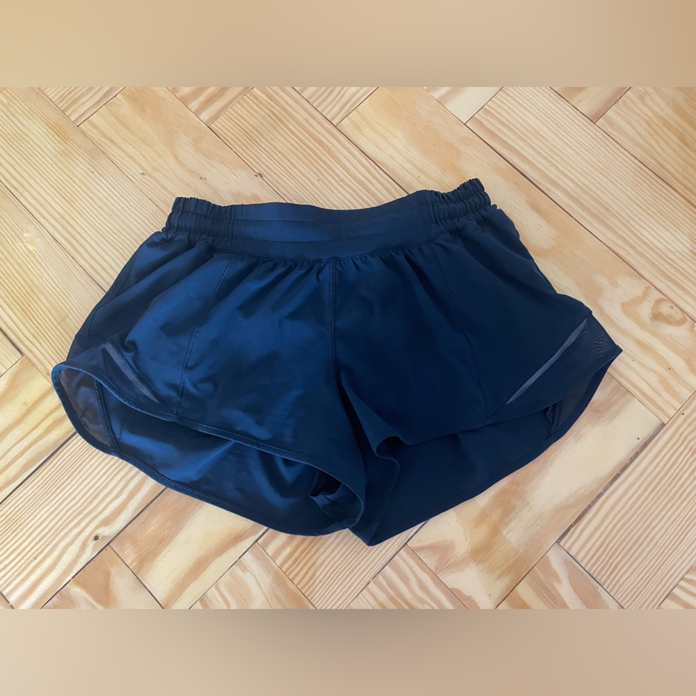 Lululemon Hotty Hot Low Rise Lined Shorts!!!